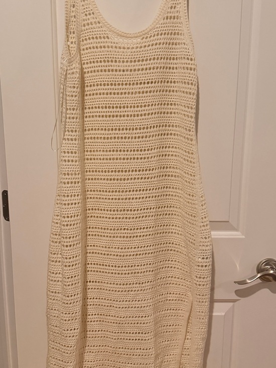 H&M Dresses & Skirts - H&M Cream Crochet Midi Dress